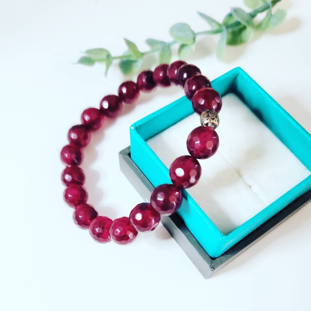 Ruby Quartz Faceted beaded bracelet